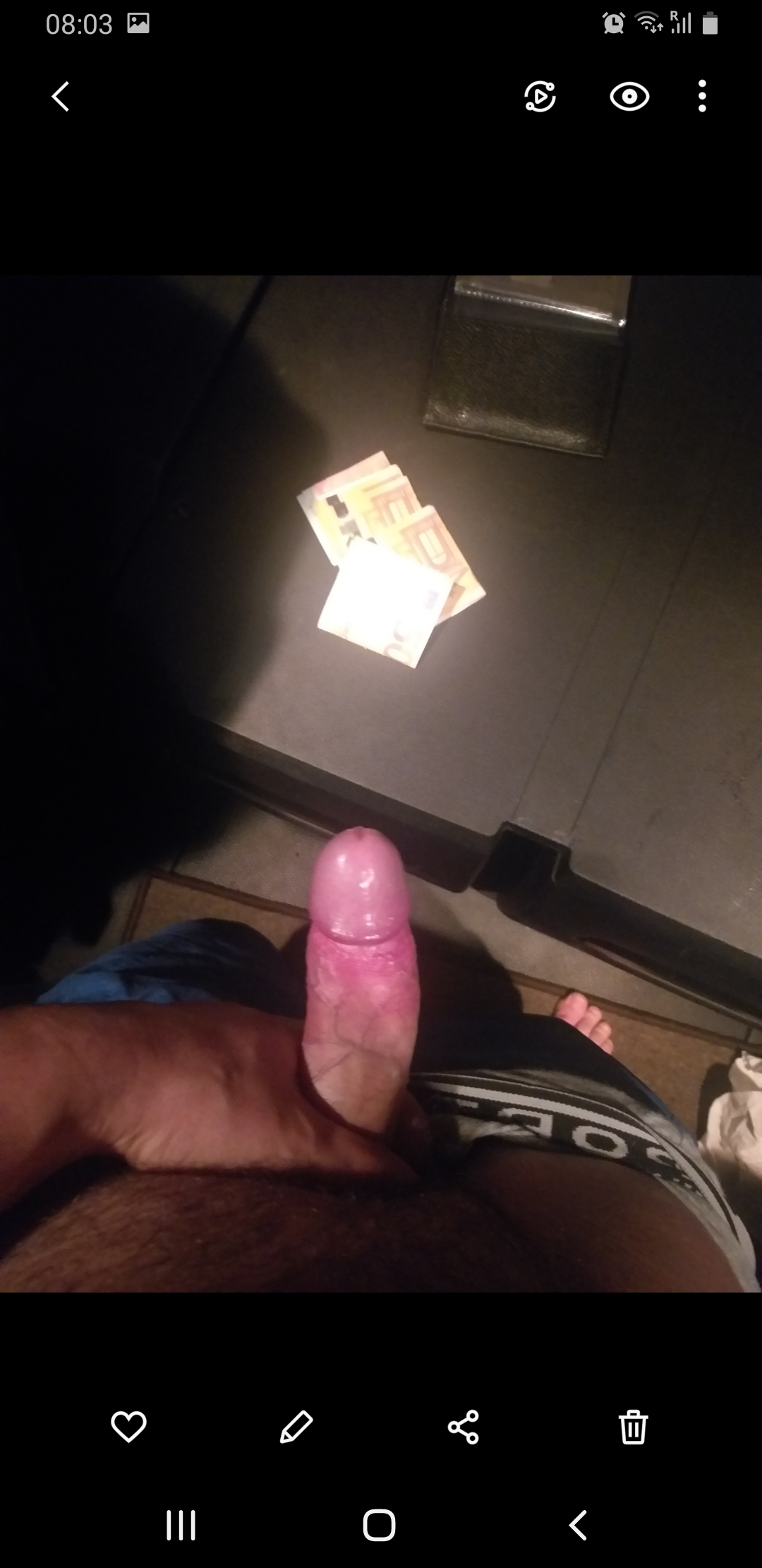 Escorta Sex - Buna fetelor barbat singur cauta doar femeie iti ofer totul iubire incredere respect cat sa stai singura ne fericita hai sa vorbim te astept sa vorbim pup - Telefon: 0751543084 