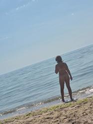 București - Escorta Sexy - Escorta sexy si atenta la detalii te astept la mine domn serios suntem cuplu soț si soție vă așteptăm să vă descoperiți cele mai ascunse fantezi sa-ti ofer cele mai bune servicii de companie, masaj de relaxare, body cu creme si uleiuri parfumate, esti un domn caruia ii place atmosfera atunci suna-ma, nu iti va parea rau.  Detalii la telefon. 