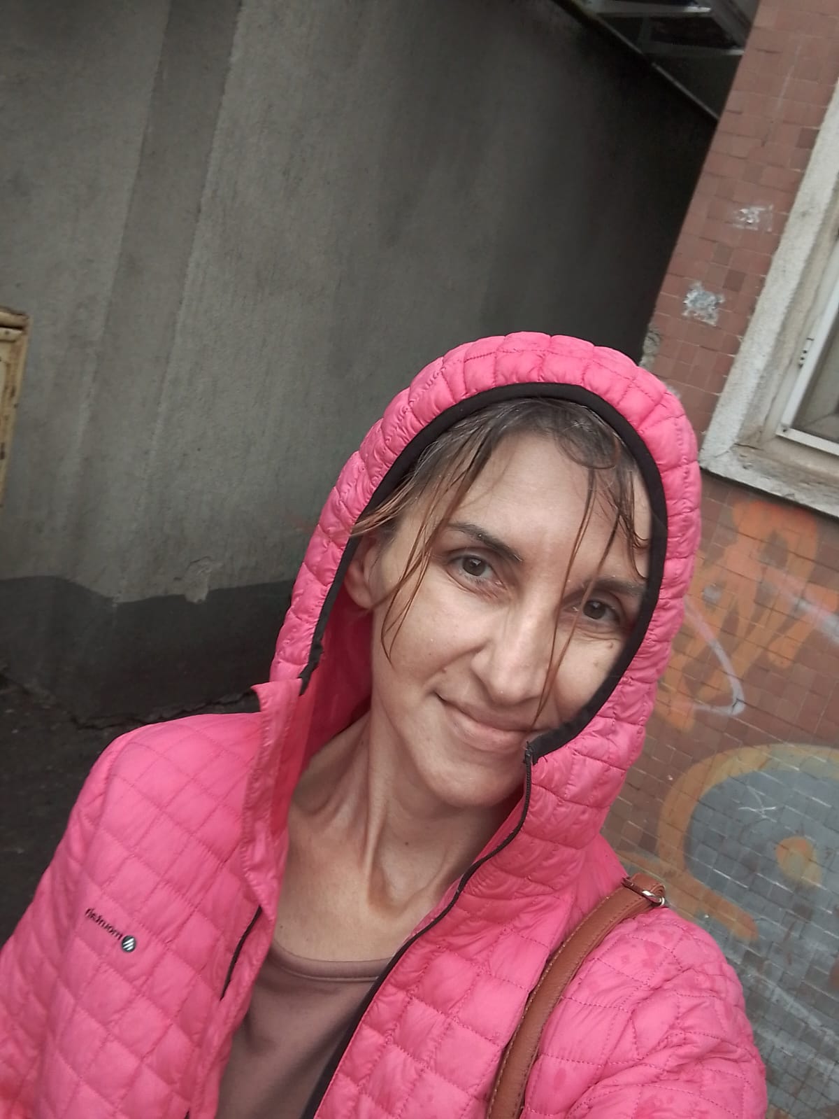 Escorta Sex - Pt o relaxare contactează mă Galați micro 18 ofer companie domnilor manierati higienă maxima discreție și seriozitate Galați preț accesibil.  Poza reală.  Galați - Telefon: 0746688934 