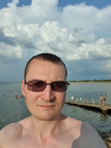 Escorta Sex - Bună sunt Sorin sunt din București am 33 de ani și ofer placeri intense fara bani, de placere, cuplurilor, doamnelor mature, domnisoarelor interesate de aventuri pasionale si fierbinti.  
Precizez ca fac deplasari, ma puteți contacta pentru programari la nr tel și watsapp .  
Aștept cu interes sa ma contactați, nu răspund la numere private.  - Telefon: 0767554116 