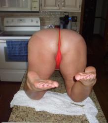 Bucuresti - Escorta Sexy - Escorta sexy si atenta la detalii te astept la mine domn serios sa-ti ofer cele mai bune servicii de companie, masaj de relaxare, body cu creme si uleiuri parfumate, esti un domn caruia ii place atmosfera atunci suna-ma, nu iti va parea rau.  Detalii la telefon. 