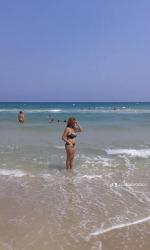 Escorta Oras: București - Escorta Telefon: 0757604541 -  Servicii Escorta : Escorta senzuala iti pot oferi companie, suntem cuplu soț si soție vă asteptam să va descoperiți cele mai ascunse fantezii si secrete suntem deschisi si naturali vă așteptăm cu drag.  .  .  masaj de relaxare, intr-o ambianta placuta, clipe linistite la domiciliul meu sau al tau.  Astept domni seriosi si manierati.  Detalii la telefon