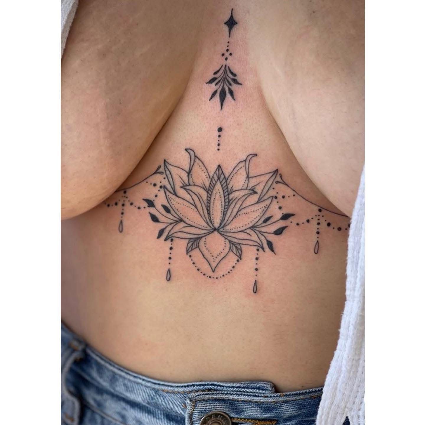 Escorta Sex - Buna.  Sunt aici sa te relaxez.  Cauti placere? Relaxare si o discutie placuta? 
Atunci sunt ce iti trebuie.  
Suna ma la numarul afisat, nu in stare de ebdietage , fara accesorii, si doar manierati.  
Nu va pierdeti timpul pentru misto-uri.  - Telefon: 0728578512 