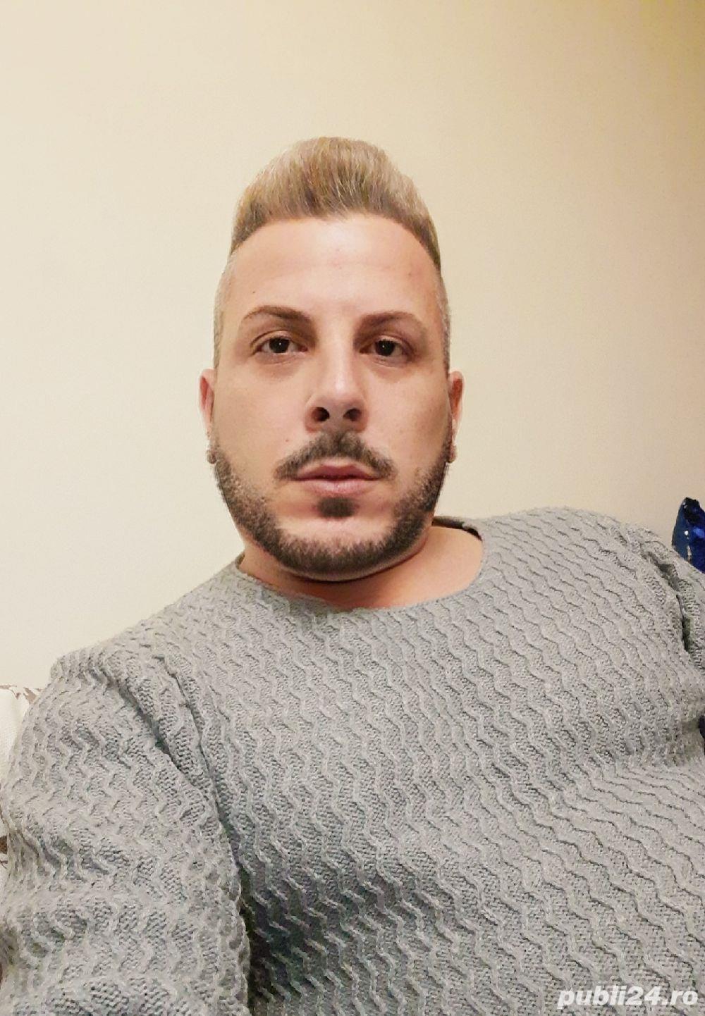 Bucuresti - Escorta Sexy - Arbat ACTIV usor versatil cu experienta in domeniu ofer clipe de tandrete ca parte activa si verstil domnilor dornici ce experiente noi cu un barbat cu experienta ce-ti poate pune la dispozitie clipe unice relax.  Disponibil mai mult in timul zile, programarea se face cu o ora inainte, nu raspund la mesaje