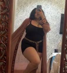 Pitesti - Escorta Sexy - Escorta manierata am revenit.  Ofer companie si masaj terapeutic facut cu creme si uleiuri aromate domnilor manierati intr-o locatie discreta.  Locuri de parcare si ac.  Detalii la telefon. 