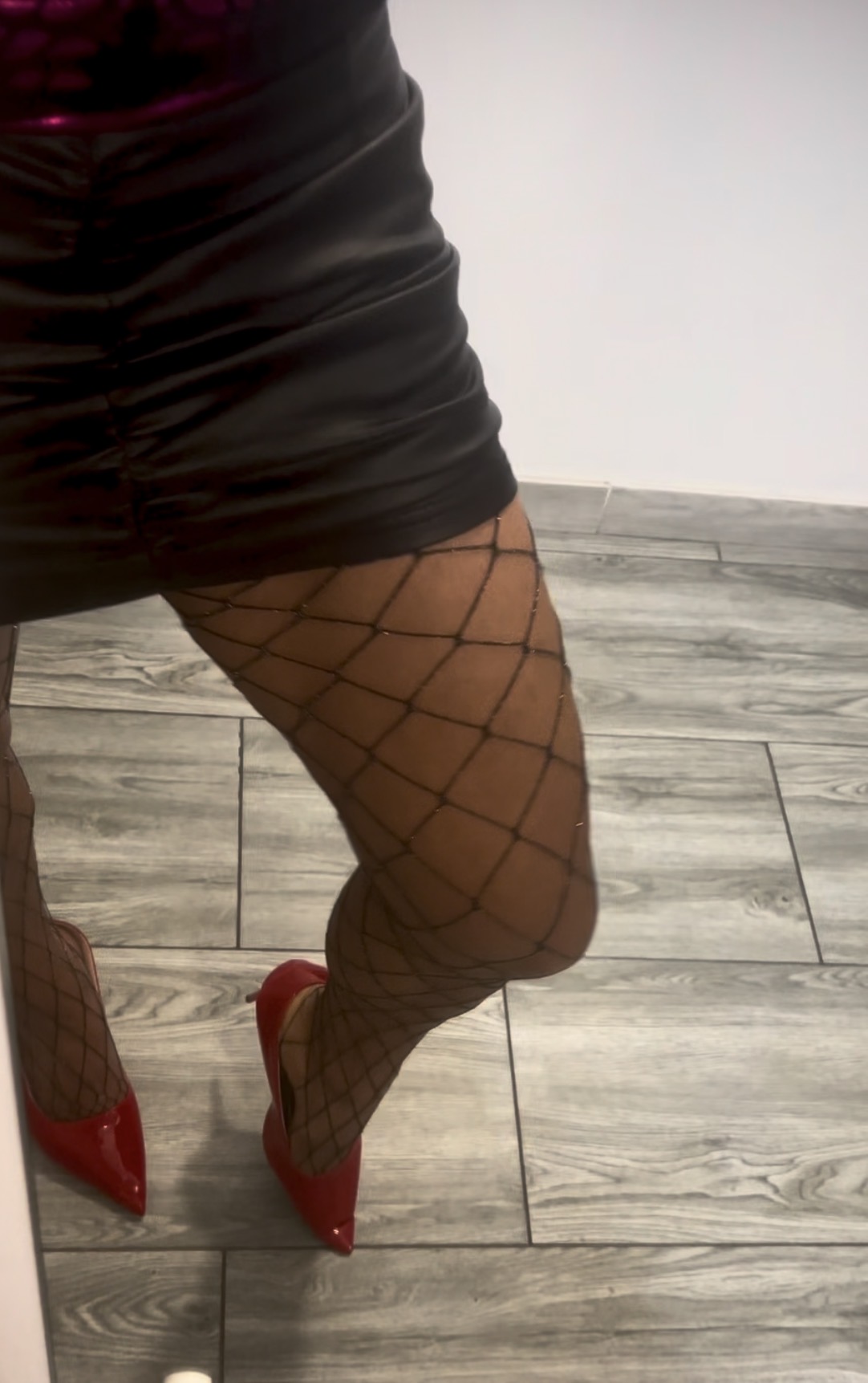 Bucuresti - Escorta Sexy - Nu r?spund la telefon decât la mesaje în aplica?ia WhatsApp pentru detalii