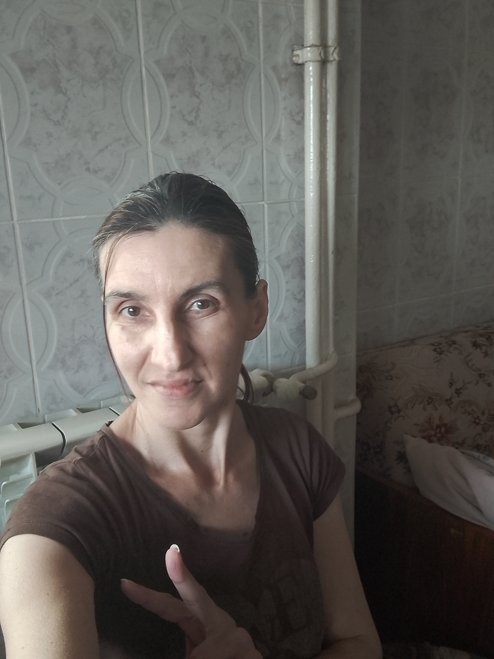Escorta Sex - Escorta matură  iti pot oferi companie,  intr-o ambianta placuta, clipe linistite la domiciliul meu.   Astept domni seriosi si manierati.  Detalii la telefon / WhatsApp poza reală Galați - Telefon: 0746688934 
