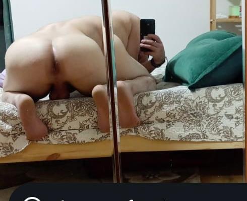 Bucuresti - Escorta Sexy - Tân?r dotat versatil 22 cm cu loc de întâlnire pentru domn disc ?i genero?i poze reale