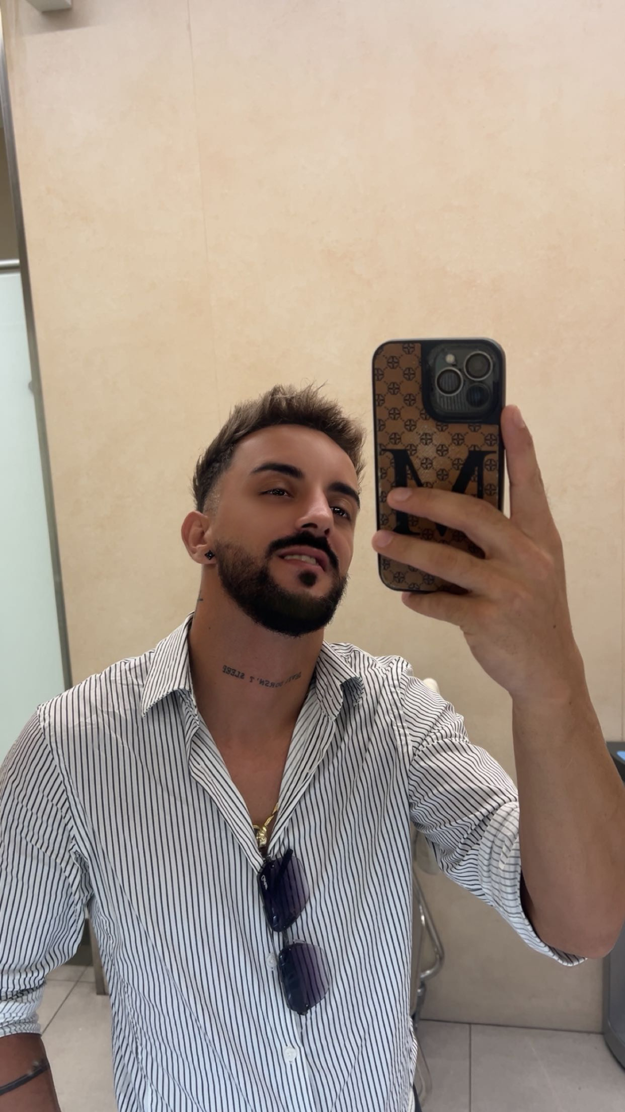 Escorta Oras: Bucuresti - Escorta Telefon: 0746448134 - Servicii Escorta : Salut! Ma numesc Vlad, am 27 de ani, sunt activ si caut intalniri discrete, fara complicatii. Imi doresc sa cunosc persoane serioase, curate si respectuoase, care stiu exact ce vor. Discretia este foarte importanta pentru mine si ofer acelasi lucru in schimb. Daca esti interesat si cauti ceva simplu, matur si fara pierdere de timp, astept mesajul tau. Escorta Oras: Bucuresti - Escorta Telefon: 0746448134 - Servicii Escorta : Salut! Ma numesc Vlad, am 27 de ani, sunt activ si caut intalniri discrete, fara complicatii. Imi doresc sa cunosc persoane serioase, curate si respectuoase, care stiu exact ce vor. Discretia este foarte importanta pentru mine si ofer acelasi lucru in schimb. Daca esti interesat si cauti ceva simplu, matur si fara pierdere de timp, astept mesajul tau.