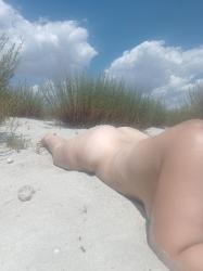 Escorte din - București Romania | Anunturi Matrimoniale / Escorte Sexy  - Telefon:  0757604541 - Escorta senzuala iti pot oferi companie, suntem cuplu soț si soție vă asteptam să va descoperiți cele mai ascunse fantezii si secrete suntem deschisi si naturali vă așteptăm să vă descoperiți cele mai.  .  .  .  masaj de relaxare, intr-o ambianta placuta, clipe linistite la domiciliul meu sau al tau.  Astept domni seriosi si manierati.  Detalii la telefon 