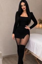 Escorte din - Pitesti Romania | Anunturi Matrimoniale / Escorte Sexy  - Telefon:  0755263517 - Escorta manierata am revenit.  Ofer companie si masaj terapeutic facut cu creme si uleiuri aromate domnilor manierati intr-o locatie discreta.  Locuri de parcare si ac.  Detalii la telefon.  