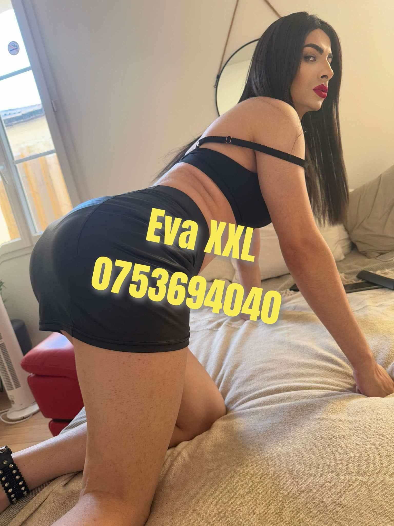 Bucuresti - Escorta Sexy - Eva XXL ACTIVA ACCEPT si cuplu ofer si ShoWeb