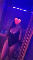 Brașov - Escorta Sexy - Escorta sexy si atenta la detalii te astept la mine domn serios sa-ti ofer cele mai bune servicii de companie, masaj de relaxare, body cu creme si uleiuri parfumate, esti un domn caruia ii place atmosfera atunci suna-ma, nu iti va parea rau.  Detalii la telefon. 