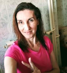 GALAȚI - Escorta Sexy - Escorta matura ti pot oferi companie, , intr-o ambianta placuta, clipe linistite la domiciliul meu .   Astept domni seriosi si manierati.  Detalii la telefon / WhatsApp